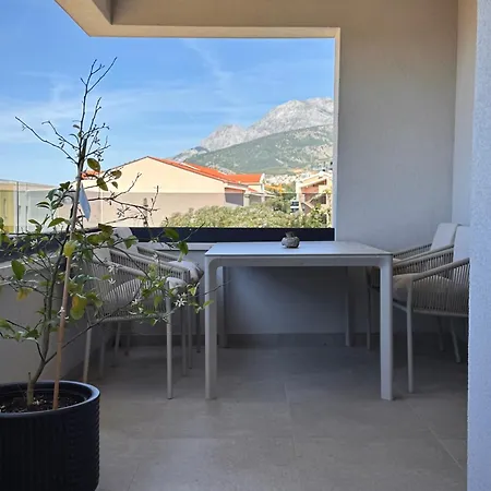 Salt&still - Timeless Tranquility With Sea View Apartment Makarska